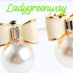 Cute stylish faux pearl earrings with a white bow